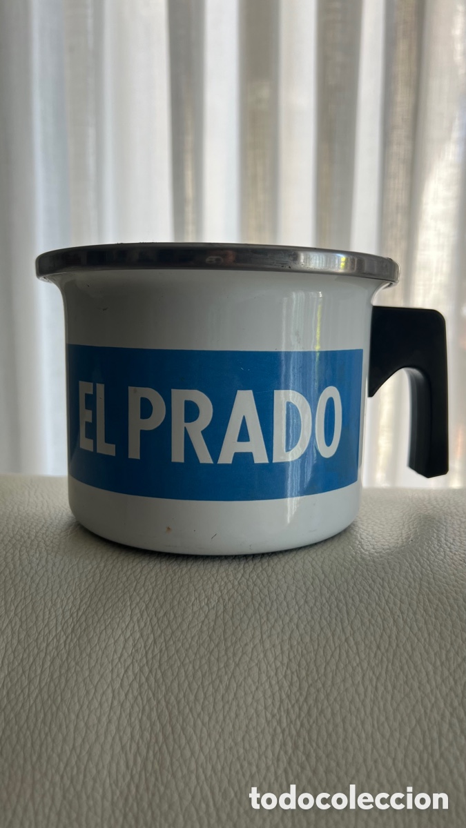 Botellas antiguas: ANTIGUO CAZO PARA LECHE DE LA MARCA EL PRADO - Foto 1