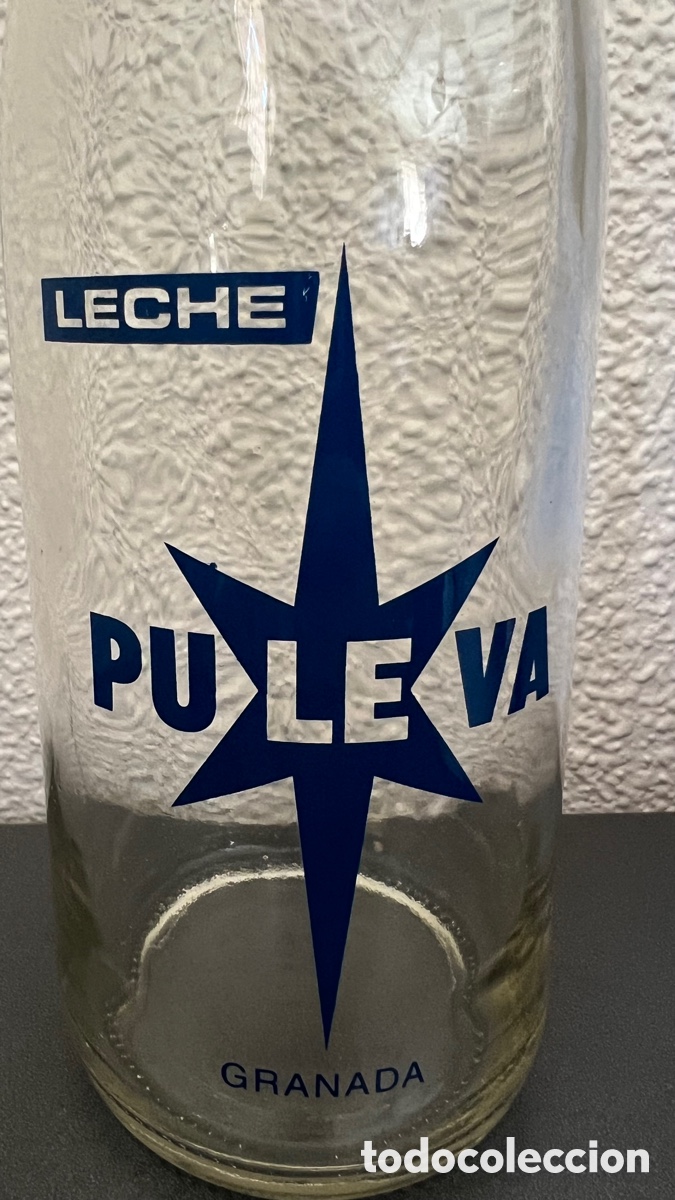 Botellas antiguas: BOTELLA PULEVA DE LITRO TAPON DE ROSCA - Foto 2