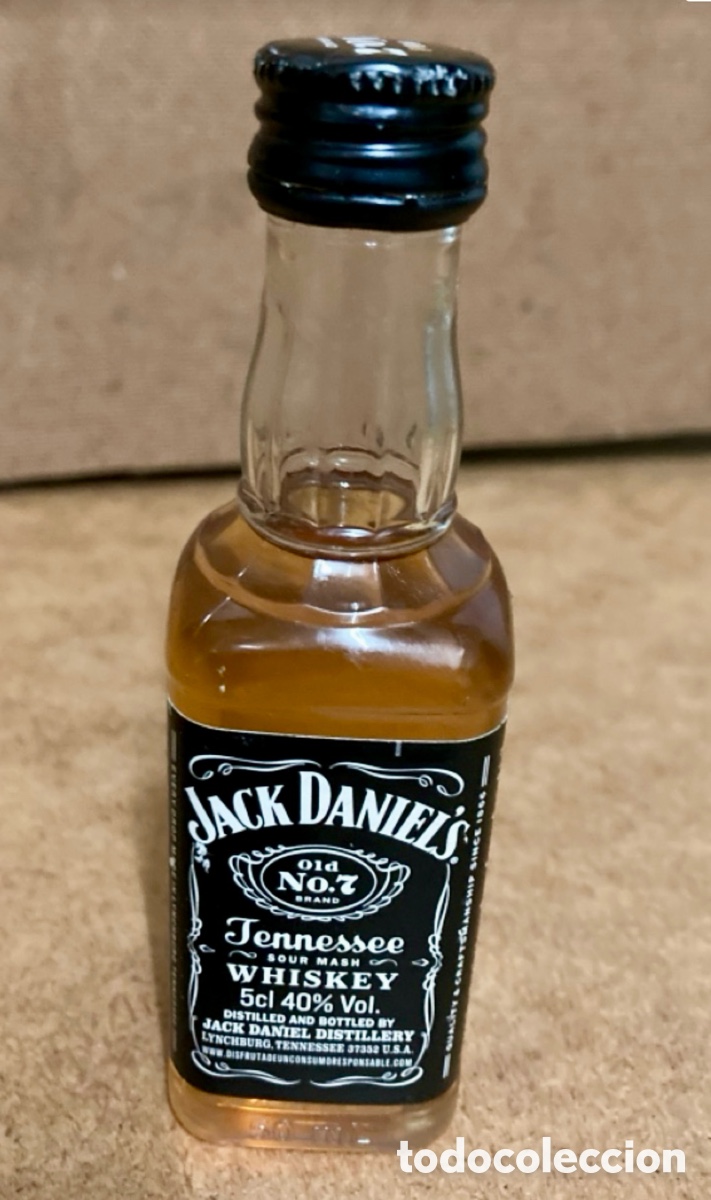 Botellas antiguas: Botell&iacute;n de Jack Daniels llena - Foto 2