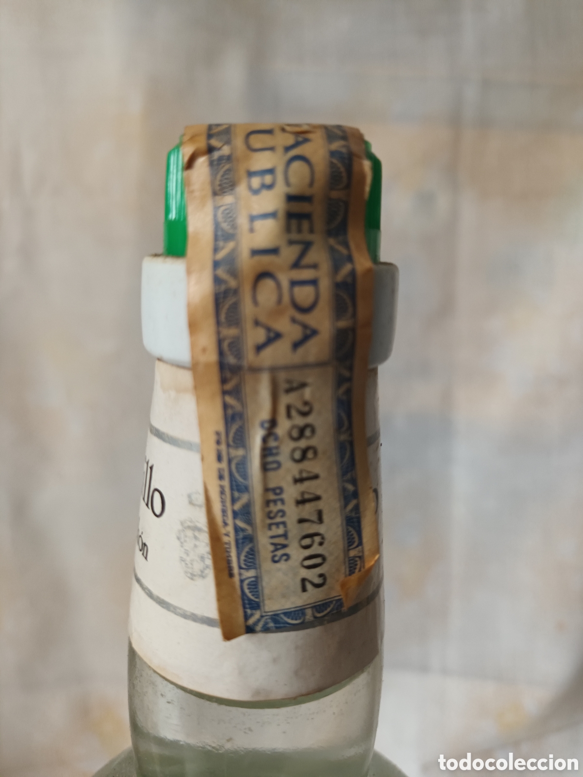 Botellas antiguas: Castillo de chich&oacute;n An&iacute;s seco - Foto 4