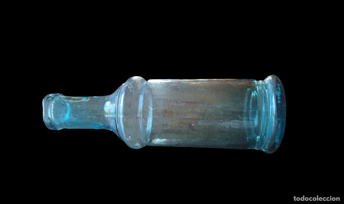 Botellas antiguas: PEQUE&Ntilde;A BOTELLA DE VIDRIO VERDE - Foto 2