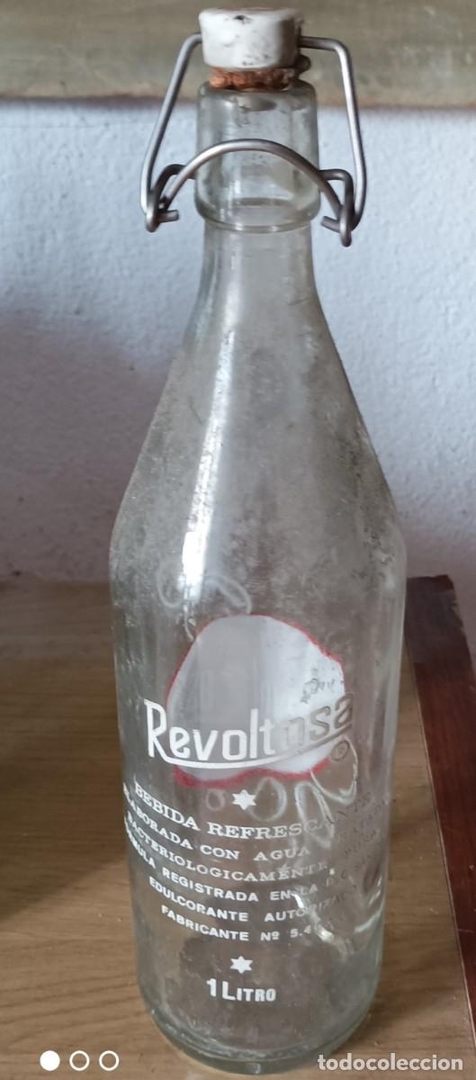 Botellas antiguas: Botella de gaseosa REVOLTOSA - Foto 2