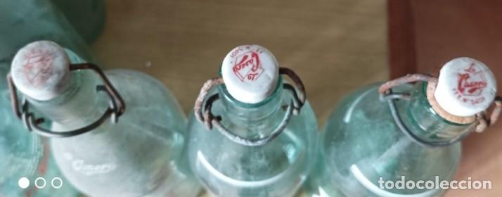Botellas antiguas: BOTELLAS DE GASEOSA LA CASERA - Foto 3
