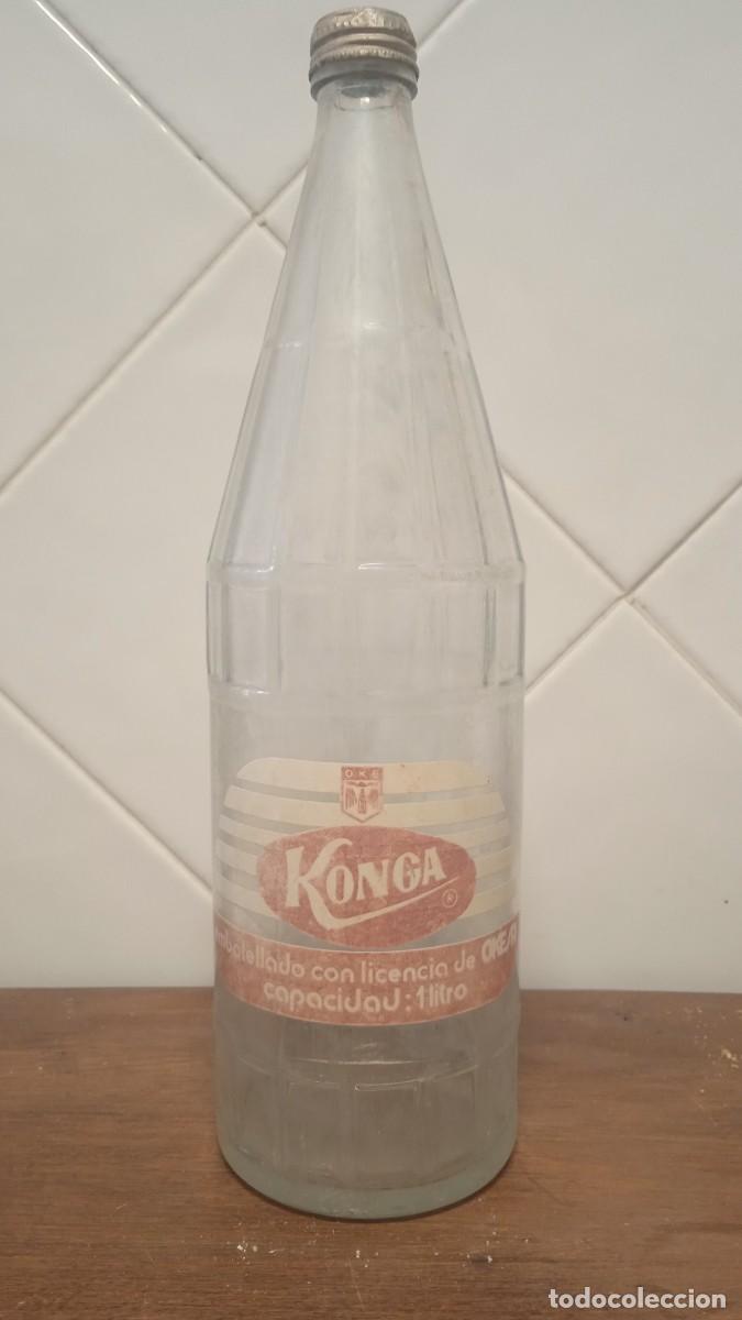 Botellas antiguas: Antigua botella Konga. - Foto 1