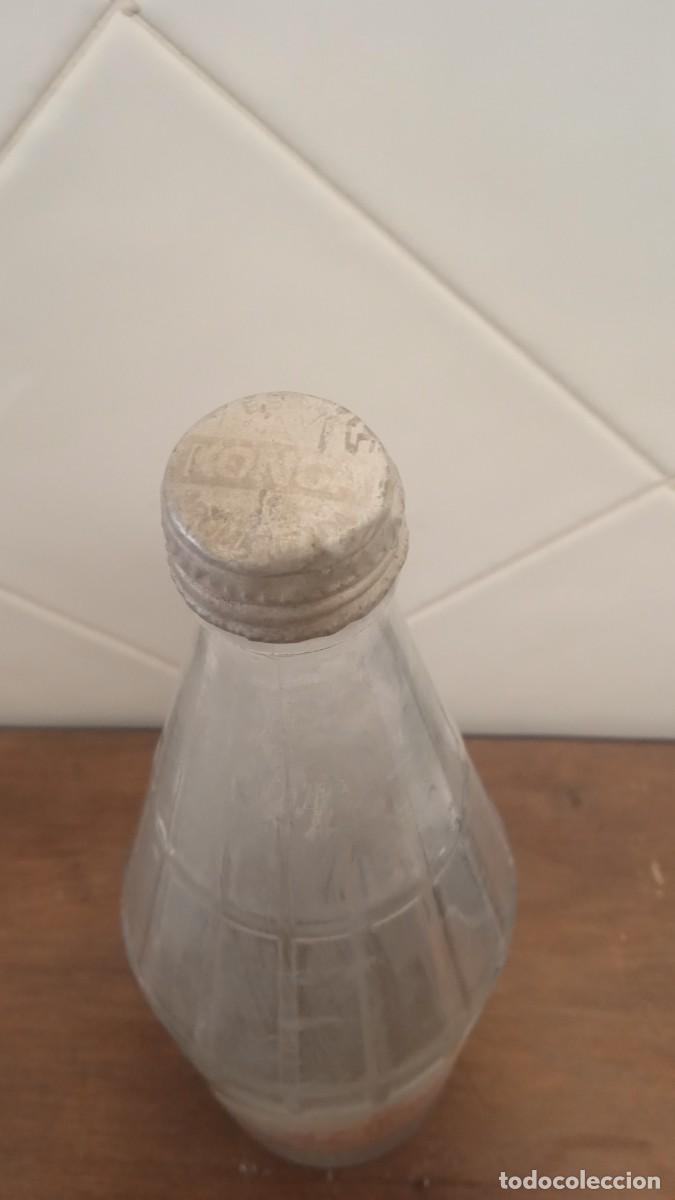 Botellas antiguas: Antigua botella Konga. - Foto 2