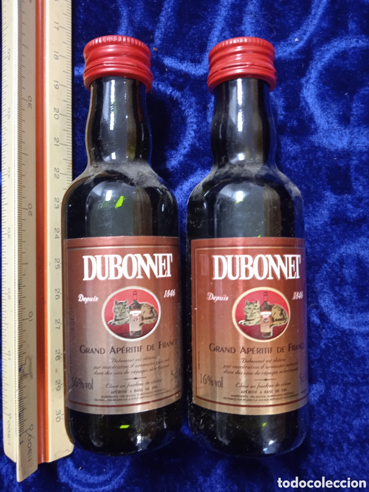Botellas antiguas: 2 botellitas Dubonet - Foto 1