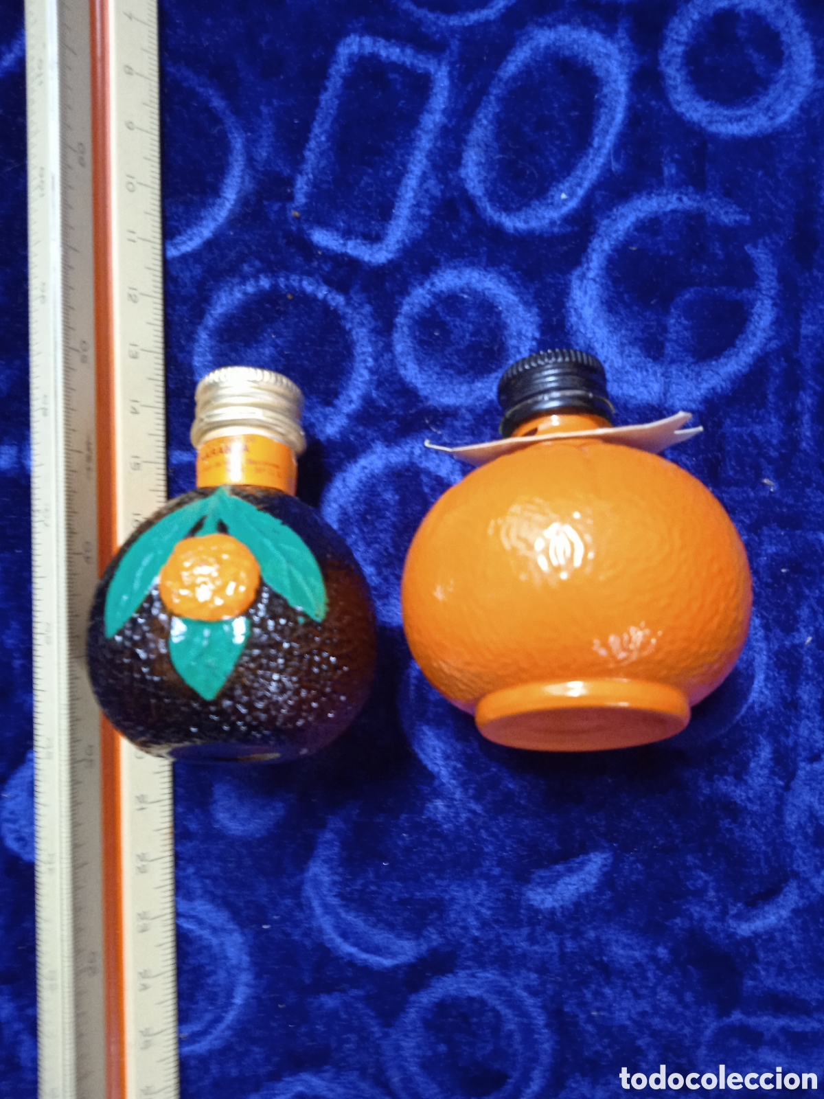 Botellas antiguas: 2 botellitas de licor - Foto 1
