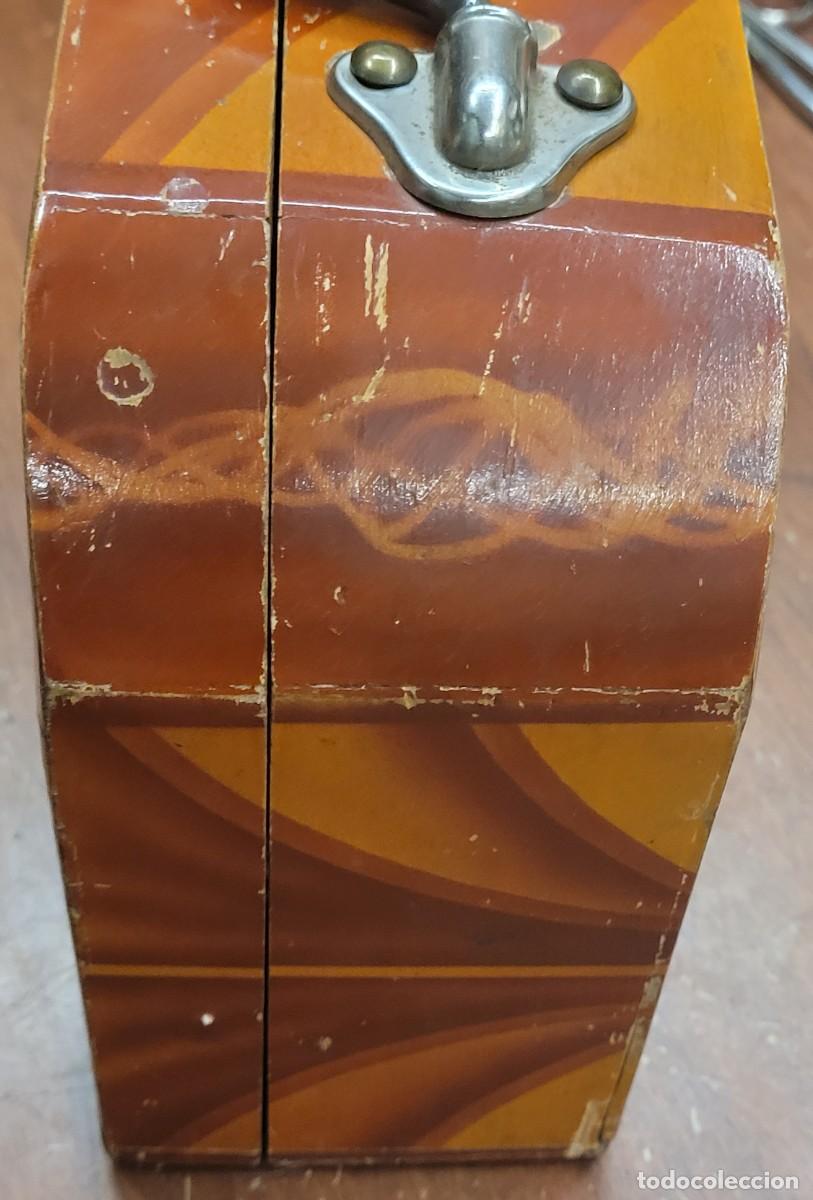 Botellas antiguas: ANTIGUO CAB&Aacute;S DE MADERA PARA LA ESCUELA. - Foto 4