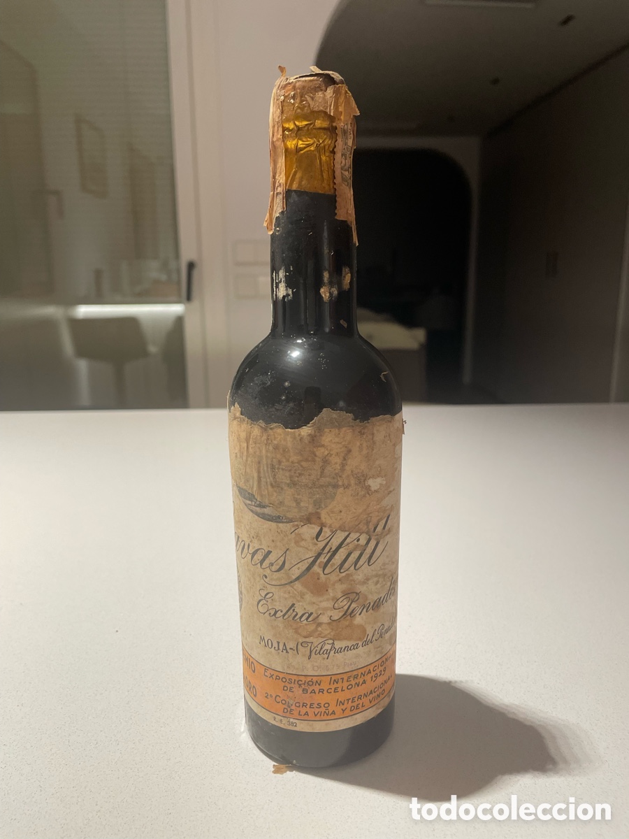 Botellas antiguas: Botella de vino tinto Cavas Hill - Foto 1