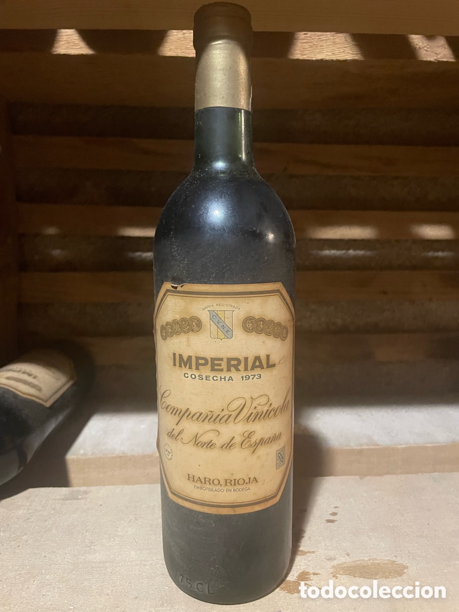 Botellas antiguas: Vino tinto imperial 1973 - Foto 1