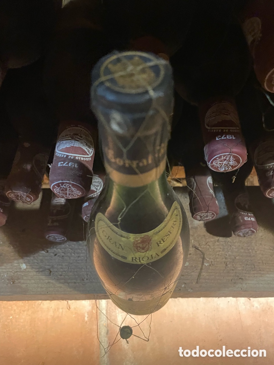 Botellas antiguas: Corral gran reserva 1964 - Foto 2