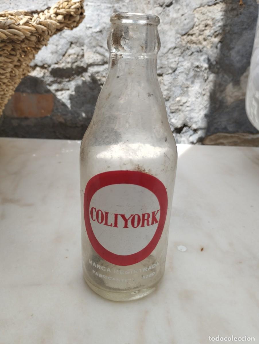 Botellas antiguas: COLIYORK REFRESCO DE COLA. - Foto 1