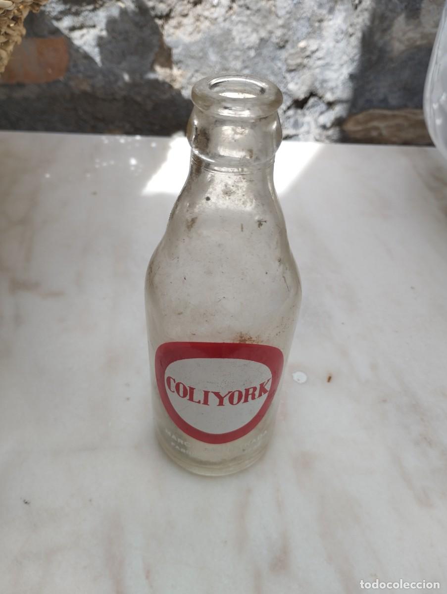 Botellas antiguas: COLIYORK REFRESCO DE COLA. - Foto 2