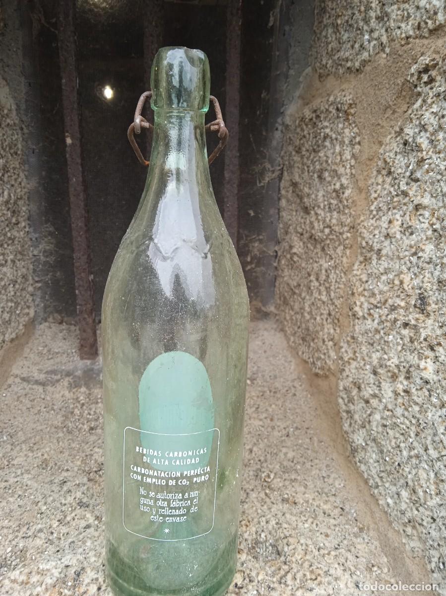 Botellas antiguas: BOTELLA SERGIO TRONCOSO OURENSE - Foto 2