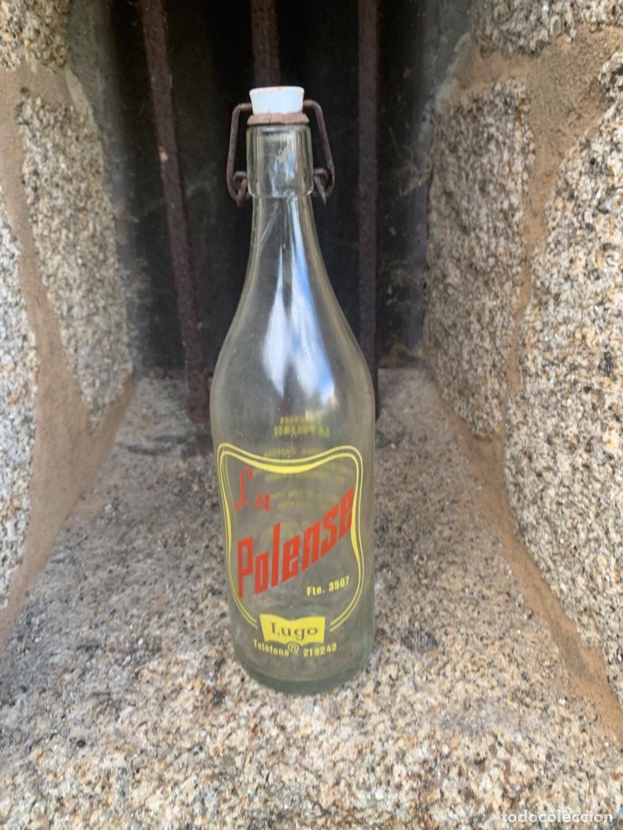 Botellas antiguas: BOTELLA GASEOSA LA POLENSE LUGO - Foto 1