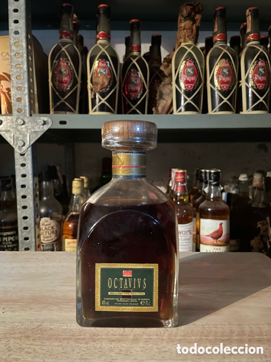 Botellas antiguas: Octavivs Brandy del Pened&eacute;s - Foto 1