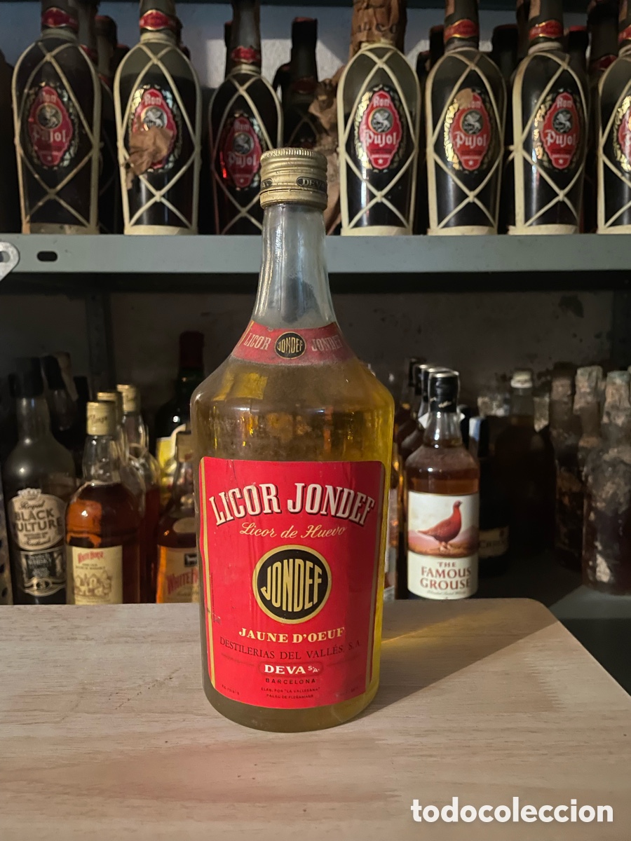 Alte Flaschen: Licor Jondef - Licor de Huevo de los A&ntilde;os 70 - Destiler&iacute;as del Vall&eacute;s
