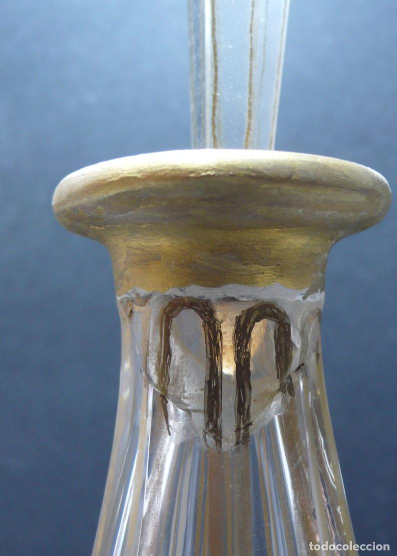 Botellas antiguas: BOTELLA DE CRISTAL CON LINEAS - Foto 2