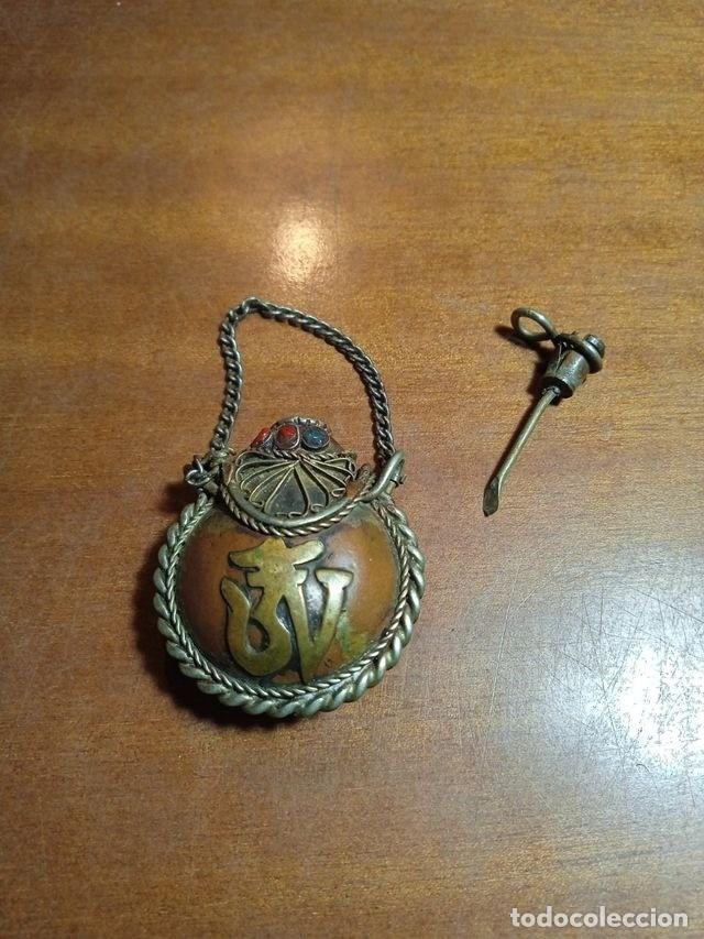 Botellas antiguas: Antiguo perfumero Indio - Foto 2