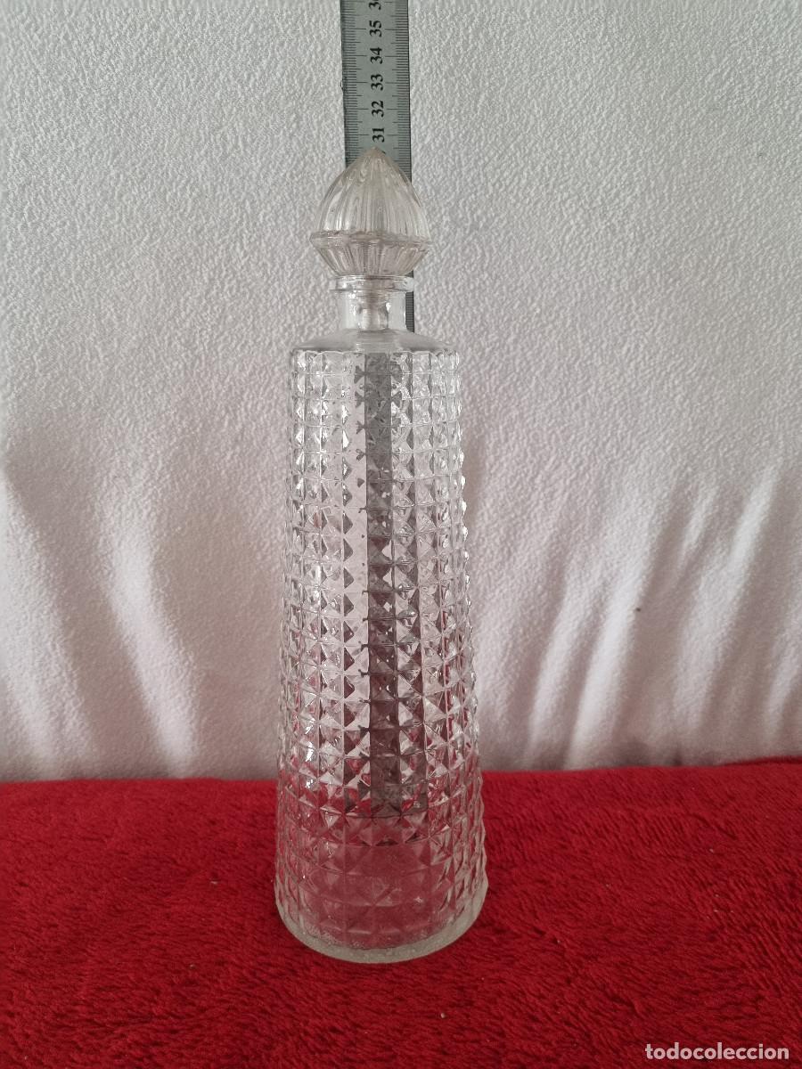 Botellas antiguas: BOTELLA CRISTAL LABRADO - Foto 2