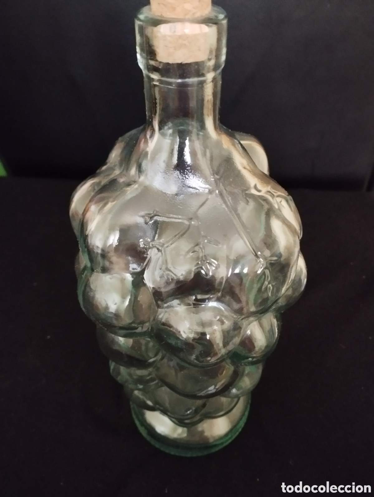Botellas antiguas: BOTELLA CRISTAL, LICORERA CON FORMA DE RACIMO DE UVA. - Foto 1