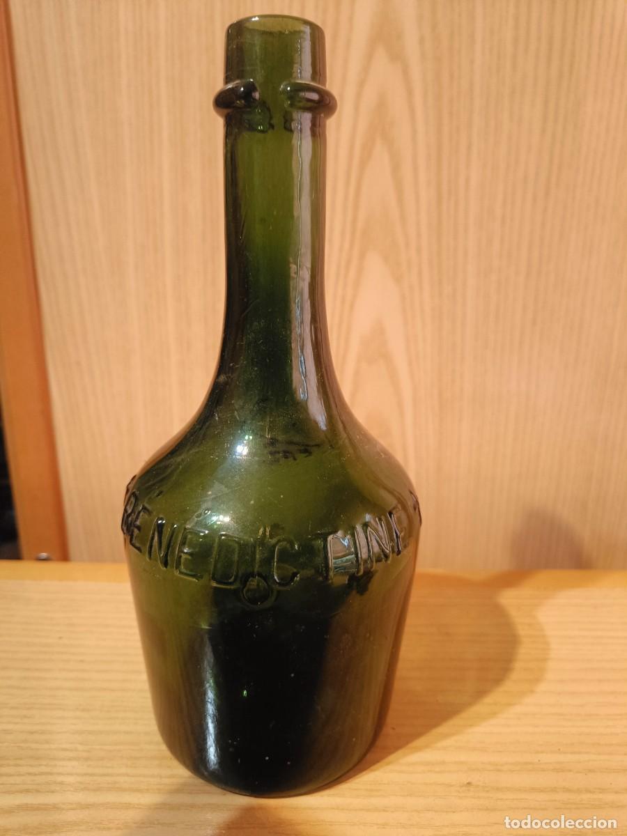 Botellas antiguas: MUY ANTIGUA BOTELLA DEL LICOR BENEDICTINE - Foto 1
