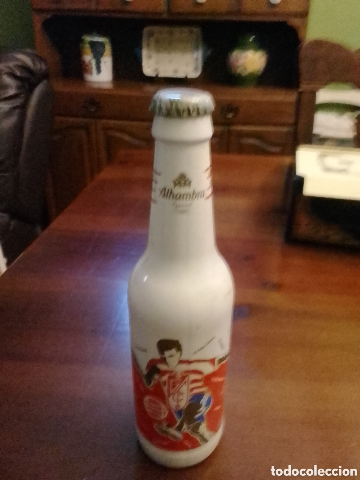 Botellas antiguas: Cervezas Alhambra edici&oacute;n limitada Granada CF - Foto 2