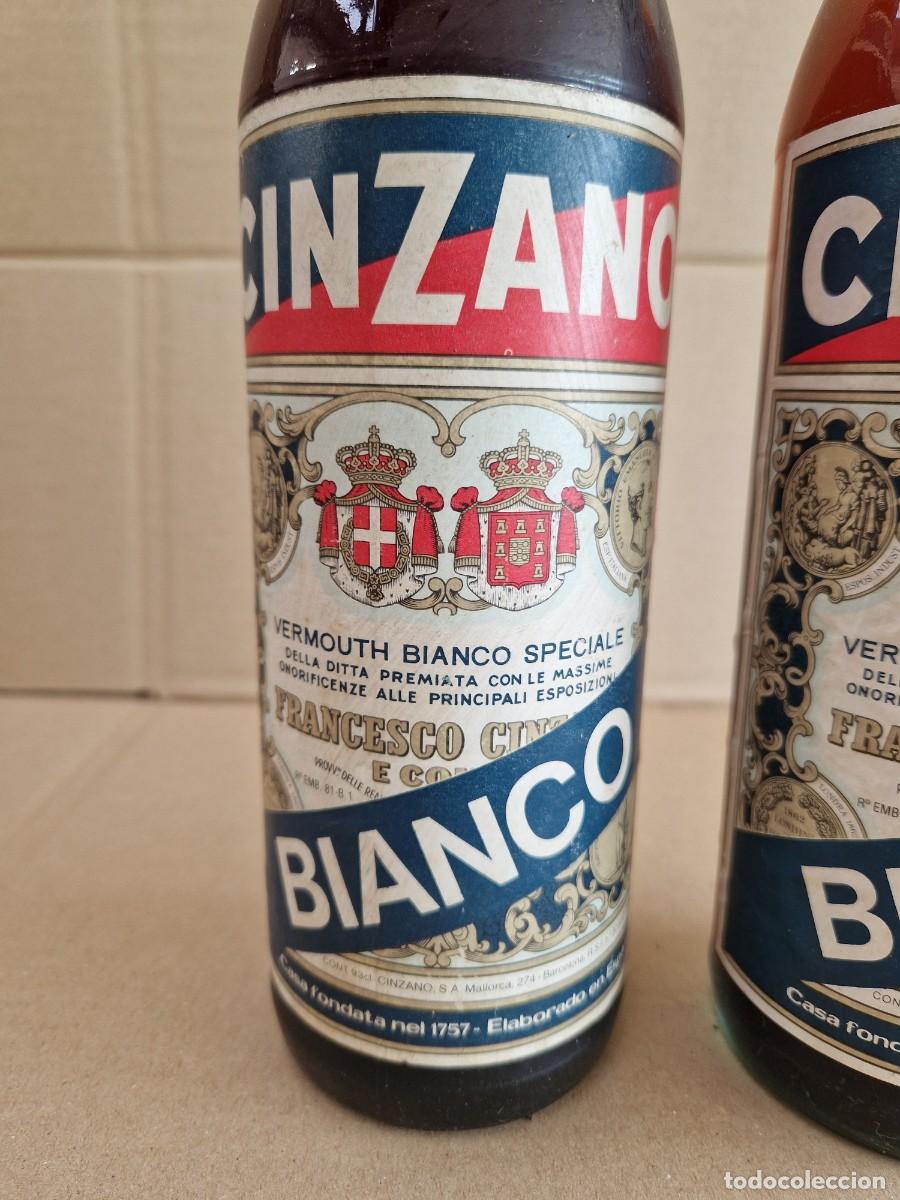 Botellas antiguas: 2 BOTELLAS DE CINZANO BIANCO - Foto 2