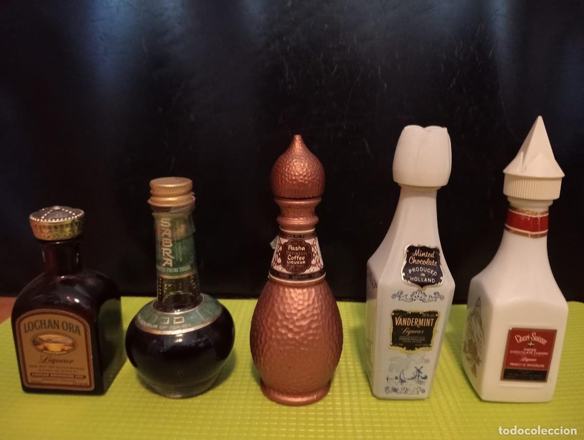 Botellas antiguas: Botellas colecci&oacute;n a&ntilde;os setenta - Foto 1