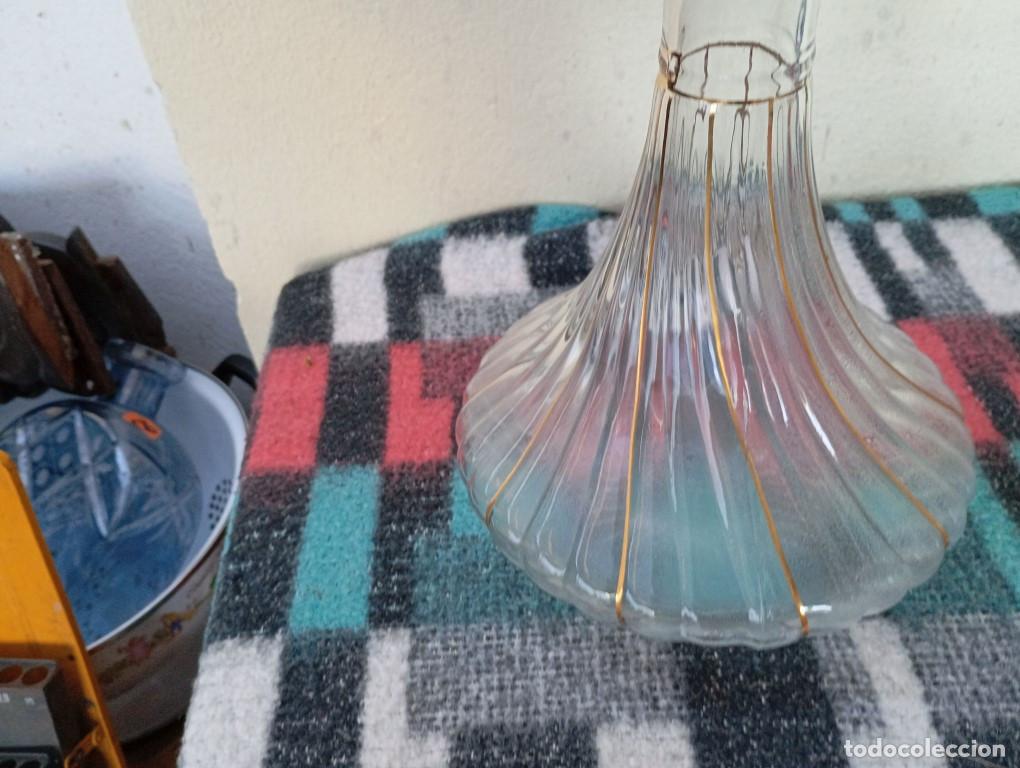Botellas antiguas: botella de cristal vitange - Foto 2