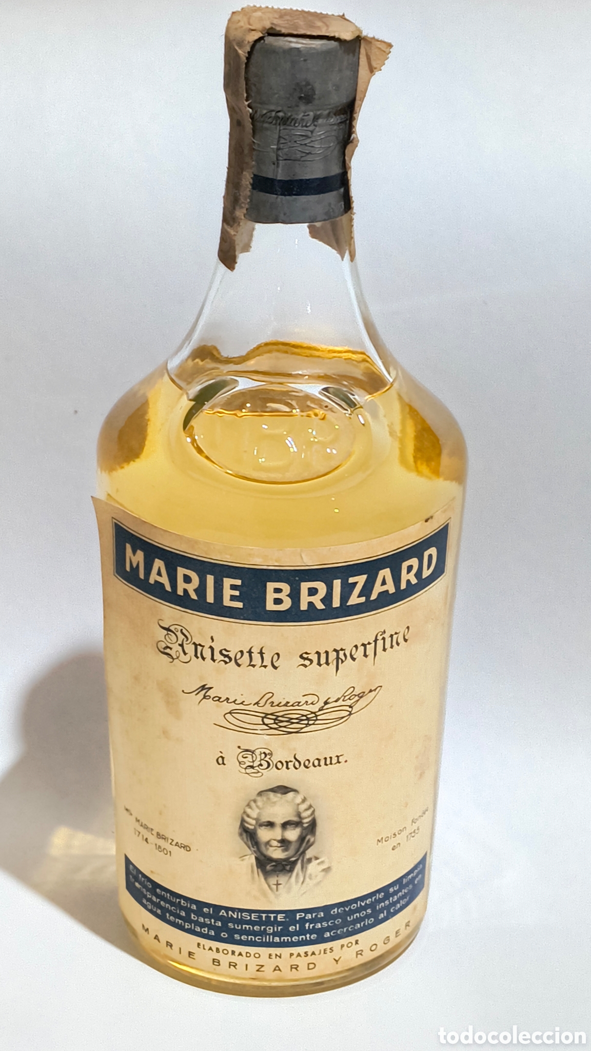 Botellas antiguas: Botella antigua de licor MARIE BRIZARD Prisette superfine sin abrir, precinto 80 centimos