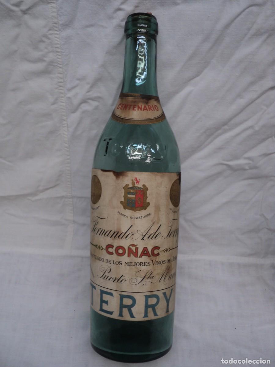 Botellas antiguas: ANTIGUA BOTELLA DE BRANDY TERRY - Foto 1