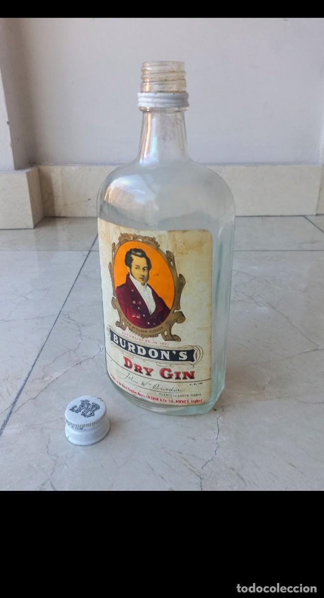 Botellas antiguas: Antigua botella Burdons Gin - Foto 1