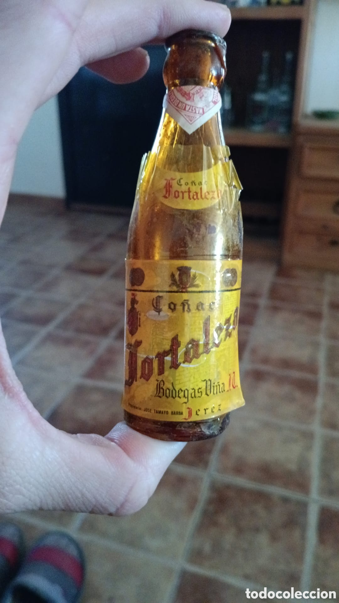 Botellas antiguas: Botella co&ntilde;ac Hortaleza Jerez - Foto 1