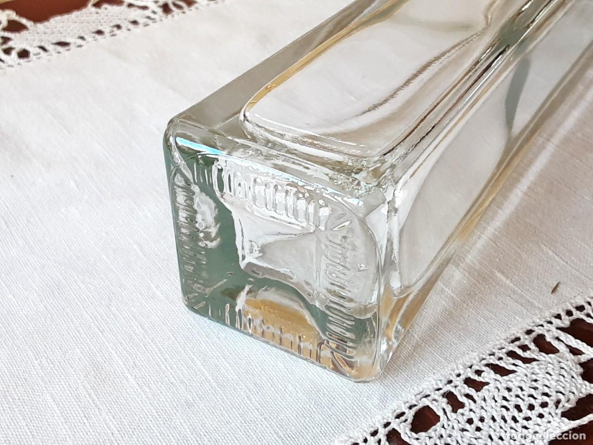 Botellas antiguas: LICORERA DE CRISTAL ALARGADA - Foto 9