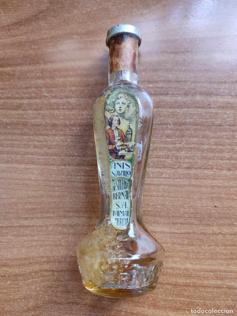 Botellas antiguas: Botella antigua de liquer - Foto 1