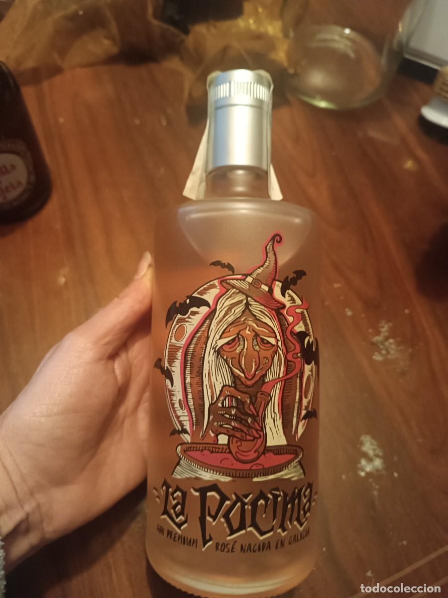 Botellas antiguas: Botella de ginebra la p&oacute;cima - Foto 1