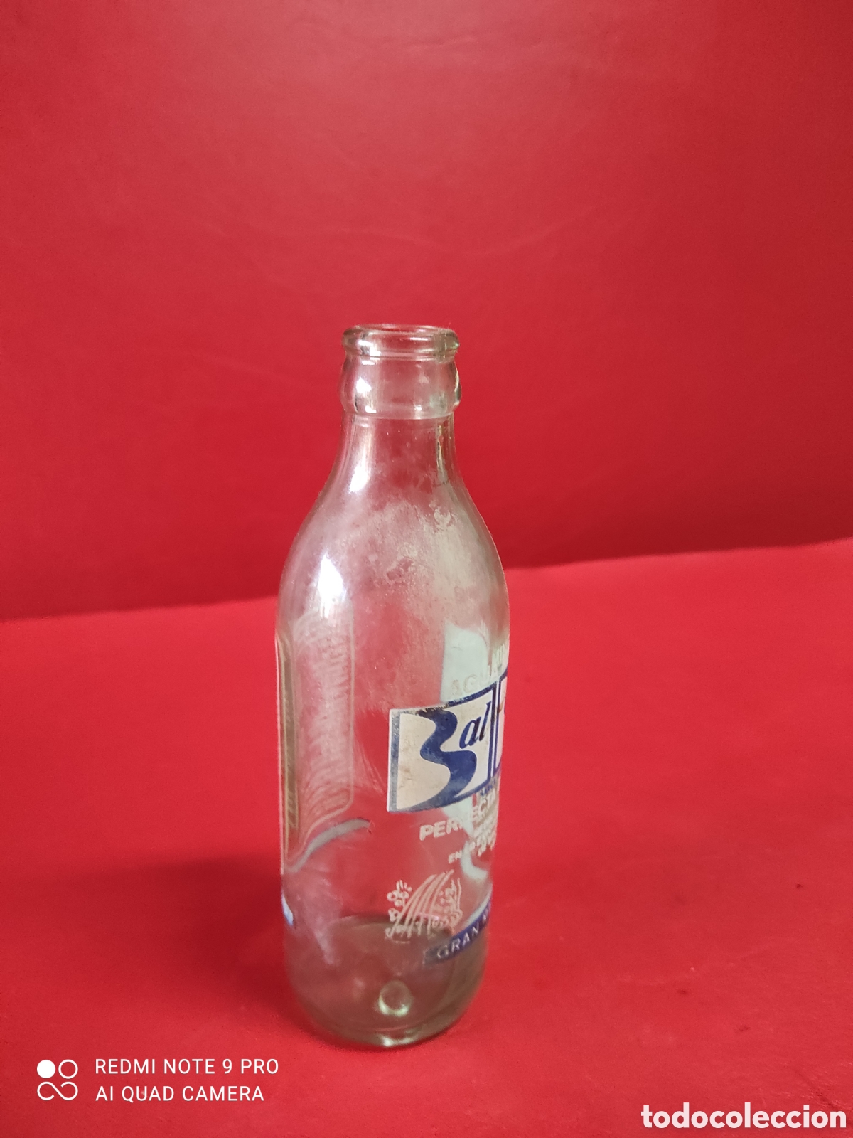 Botellas antiguas: Antigua botella de refrescos lux - Foto 2