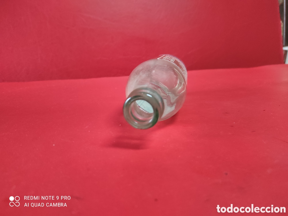 Botellas antiguas: Antigua botella de refrescos lux - Foto 5
