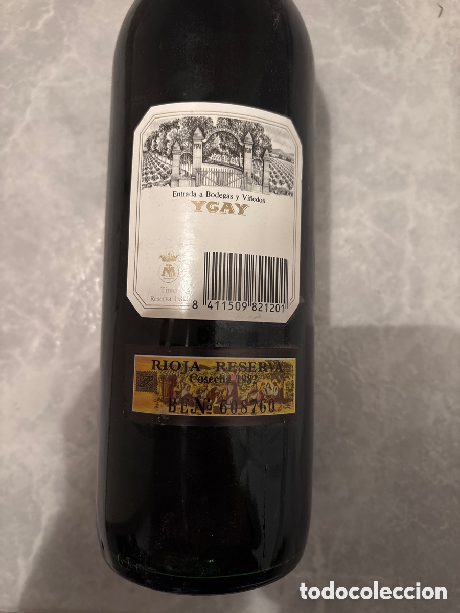 Botellas antiguas: Rioja Marqu&eacute;s de Murrieta 1982 - Foto 2