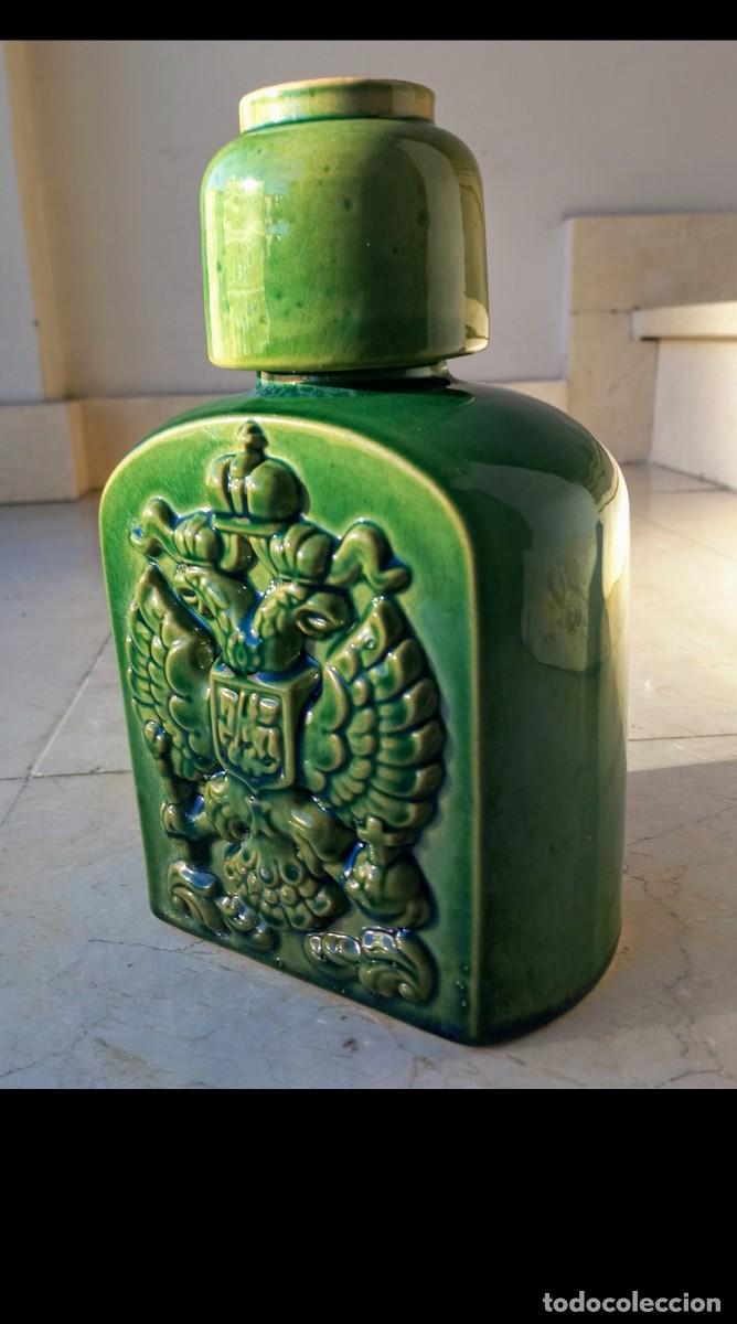 Botellas antiguas: Botella Mosc&uacute; vintage - Foto 4