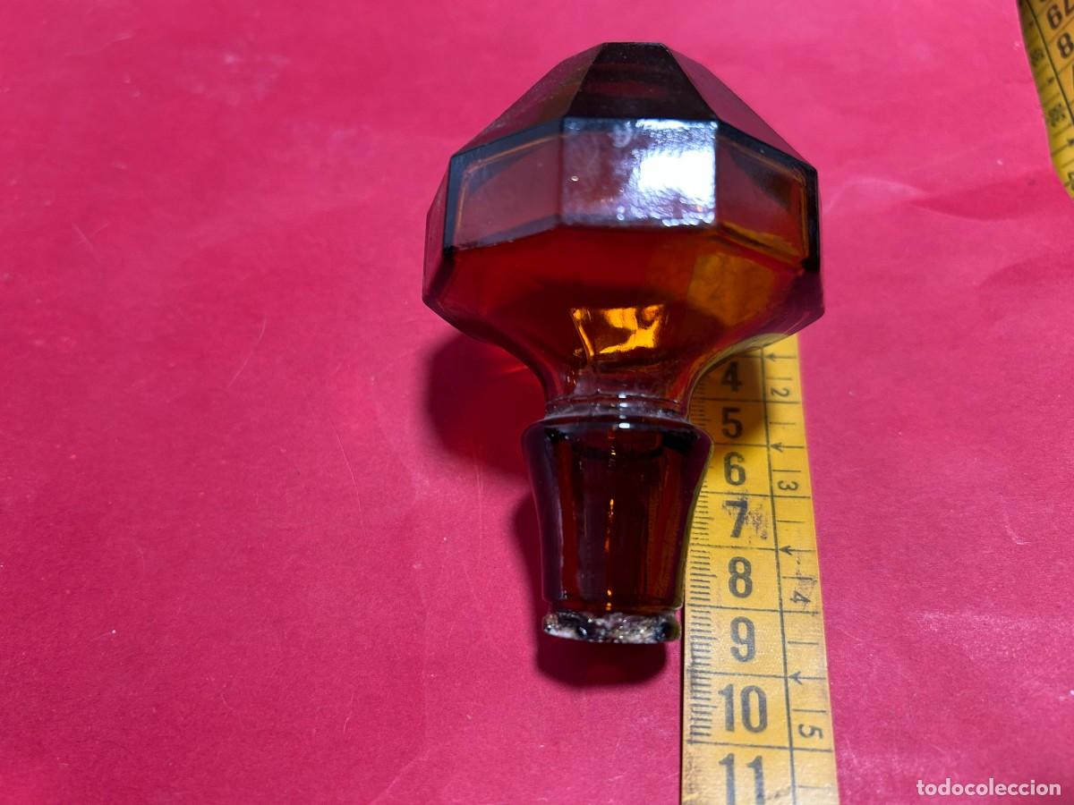 Botellas antiguas: botella con formas, o rara, para brandy - Foto 7