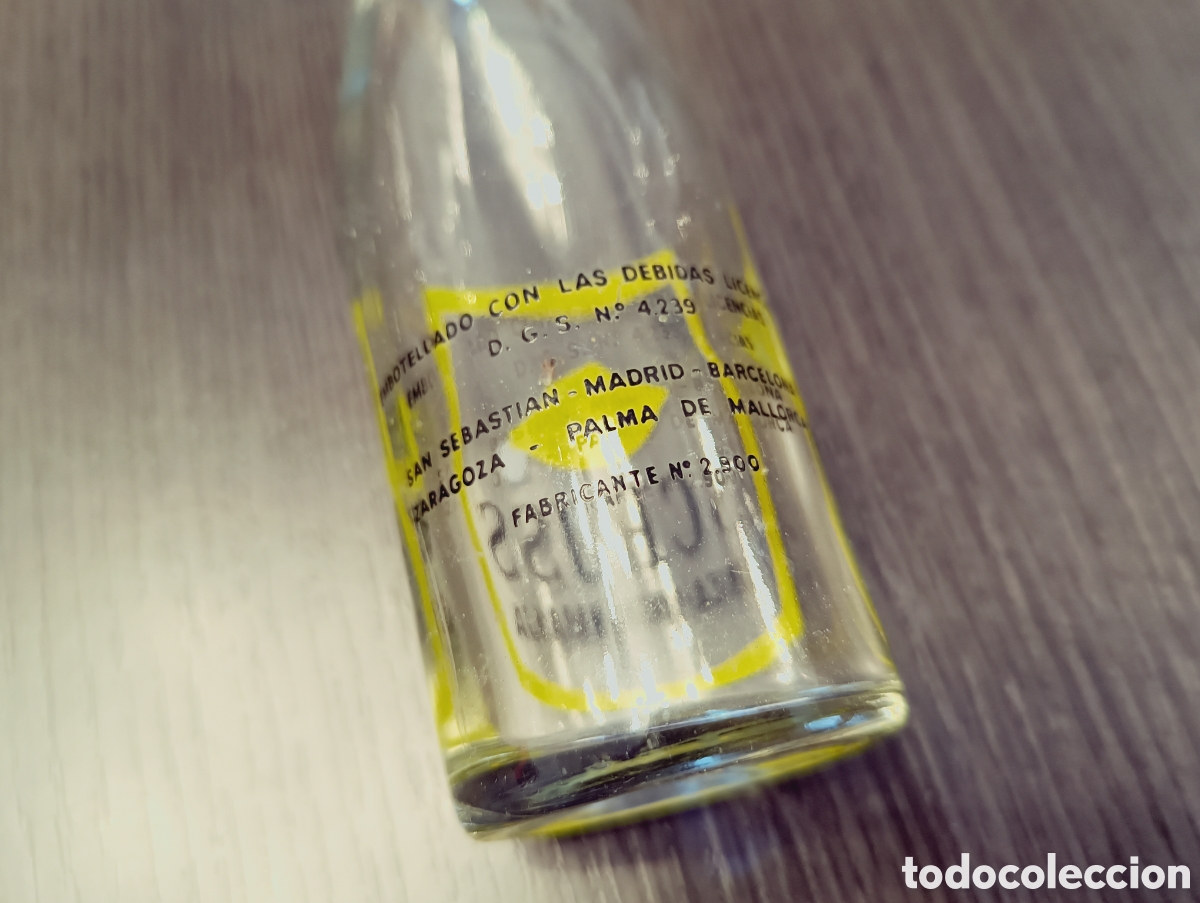 Botellas antiguas: Botellin Refresco Antiguo SCHUSS - Foto 4