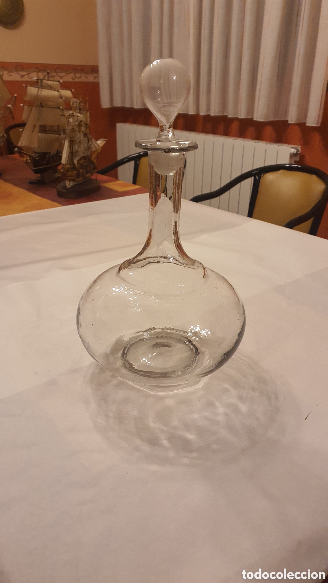 Botellas antiguas: Antigua licorera de cristal - Foto 2