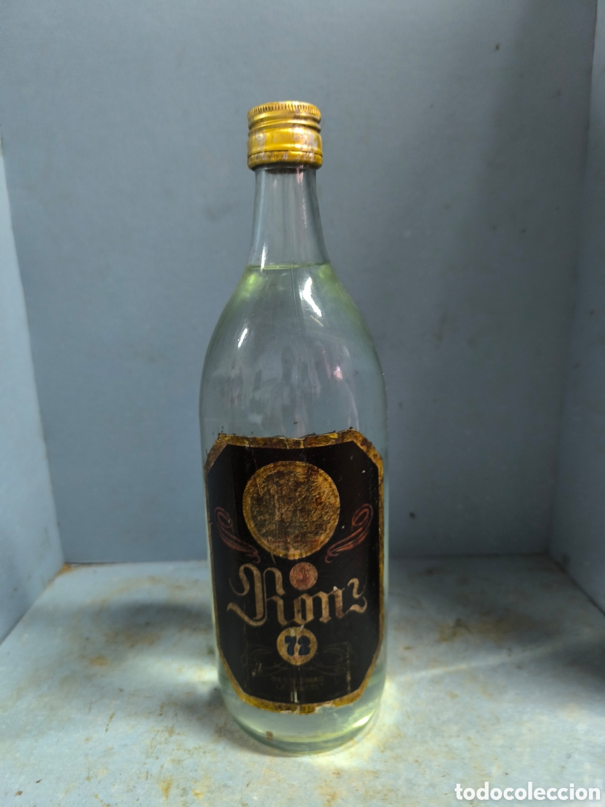 Botellas antiguas: Ron 72 antigua botella - Foto 1