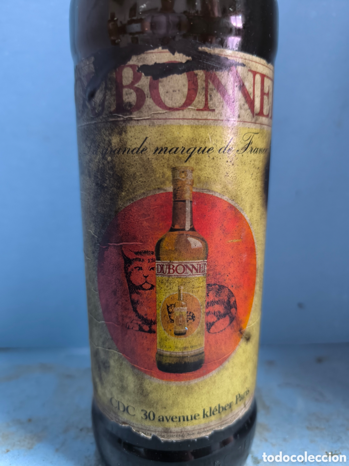 Botellas antiguas: Licor DUBONNET precinto 4 pesetas - Foto 2