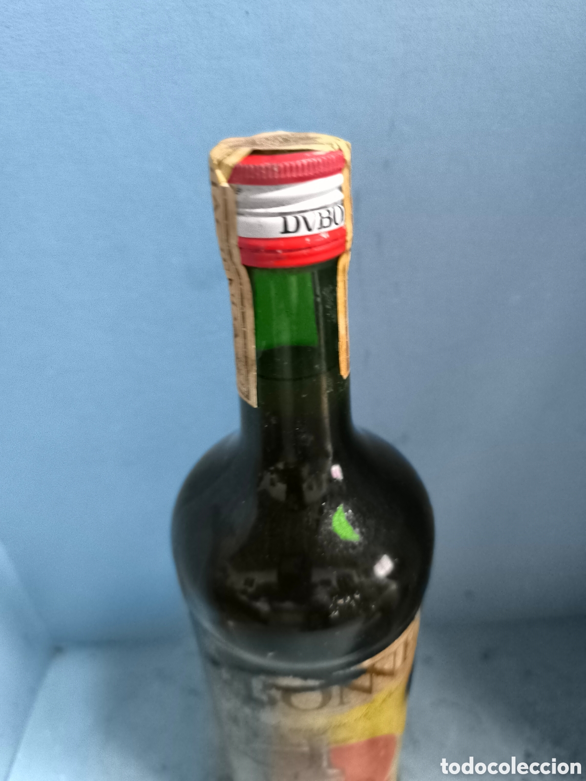 Botellas antiguas: Licor DUBONNET precinto 4 pesetas - Foto 3