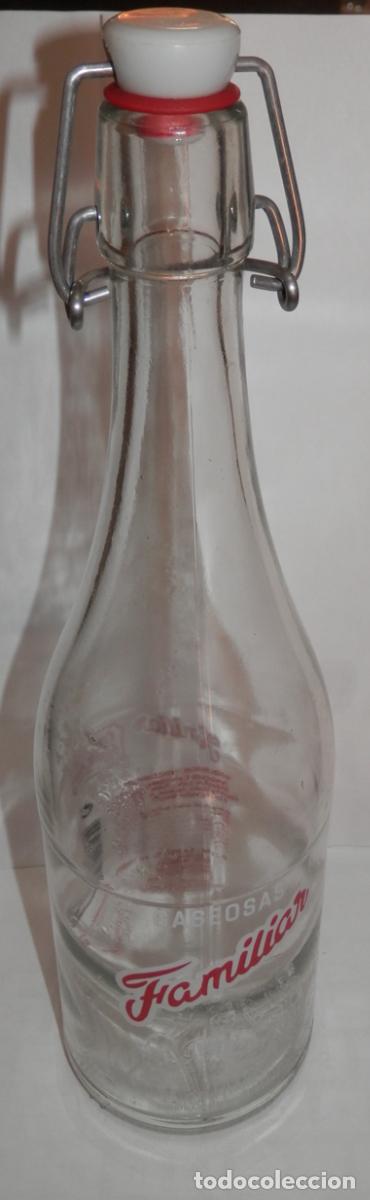 Botellas antiguas: BOTELLA DE LAS GASEOSAS FAMILIAR - Foto 1