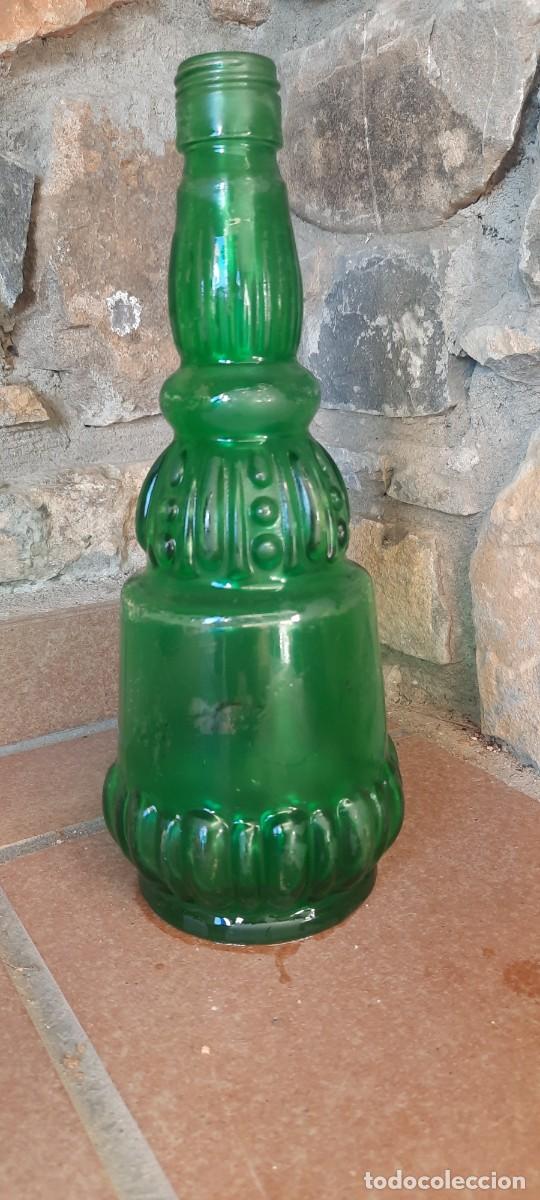 Botellas antiguas: Botella muy antigua verde - Foto 1