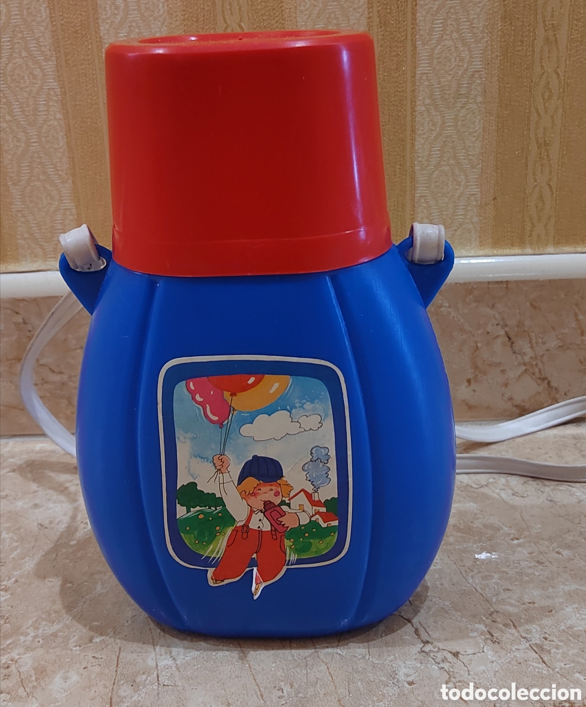 Botellas antiguas: Cantimplora infantil vintage - Foto 1